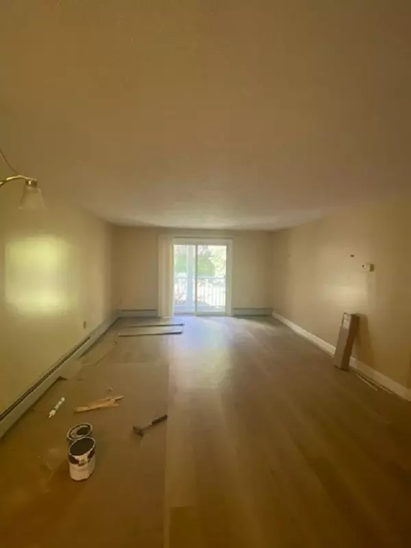 2 Maple Ridge DR #12, Merrimack, NH 03054