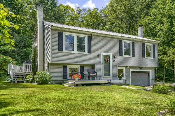 47 Woodbury RD, Weare, NH 03281