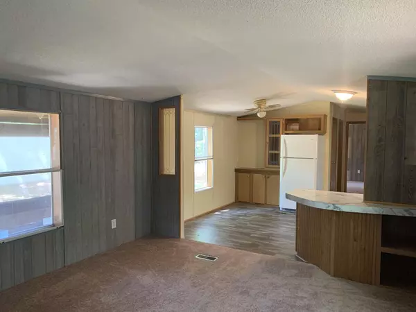 Milton, NH 03851,70 Pineland Park RD