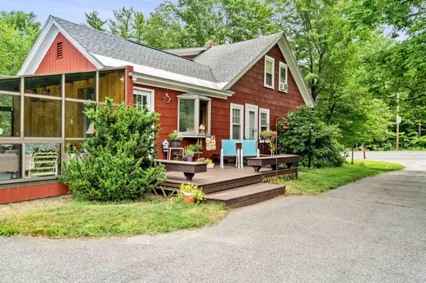 Dunbarton, NH 03046,240 Stark N HWY