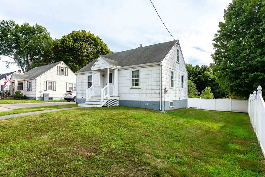 13 Parent ST, South Berwick, ME 03908