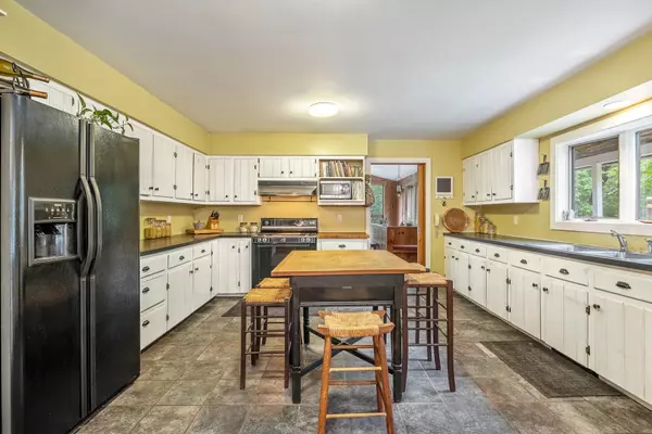 Winhall, VT 05340,386 Winhall Hollow RD