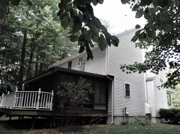 Milford, NH 03055,6 Elderberry CT