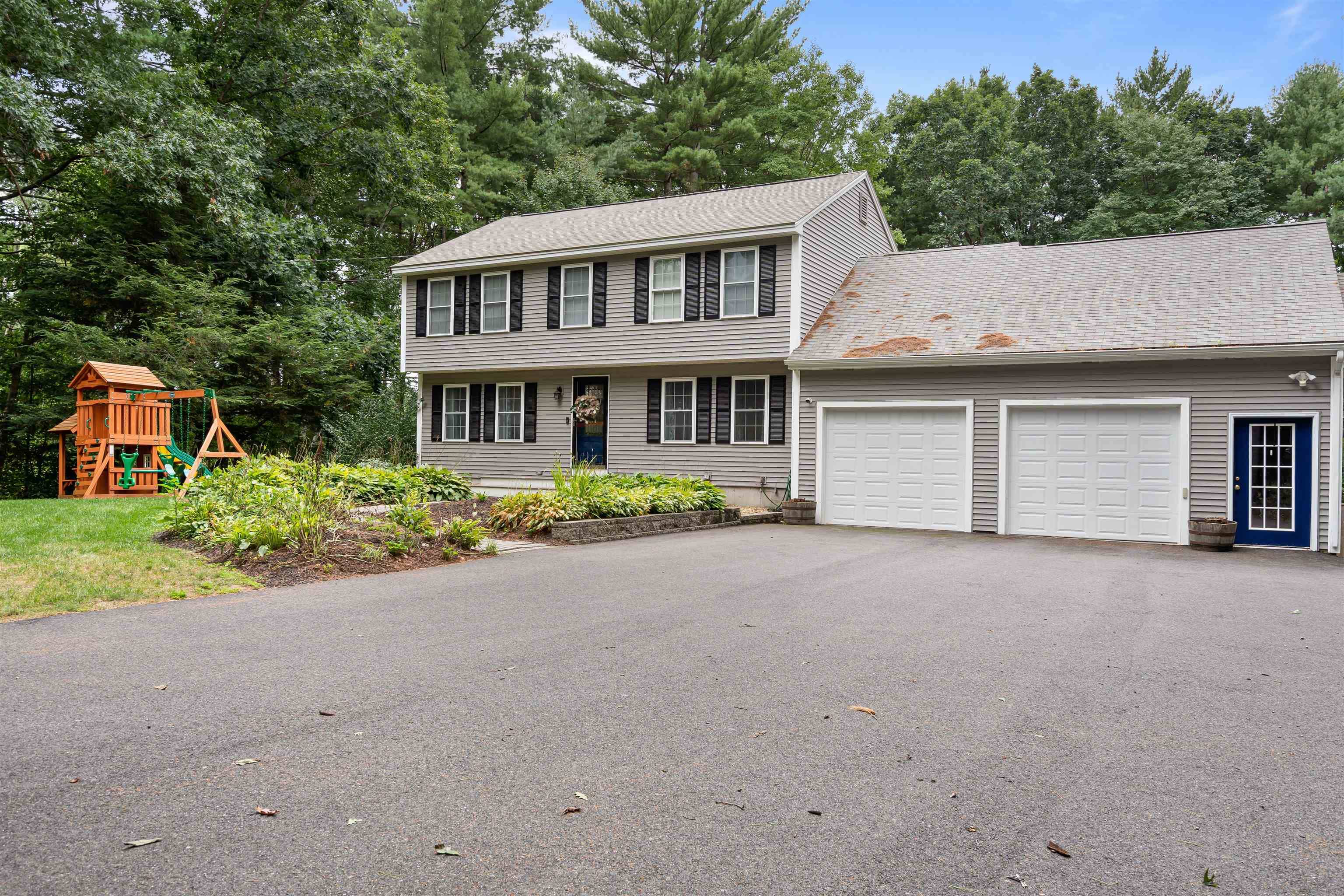 Litchfield, NH 03052,9 Chasebrook CIR