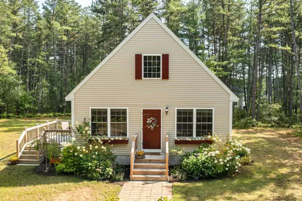 Tamworth, NH 03886,439 Silver Pine LN