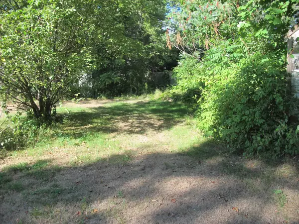 Seabrook, NH 03874,61 Rocks RD