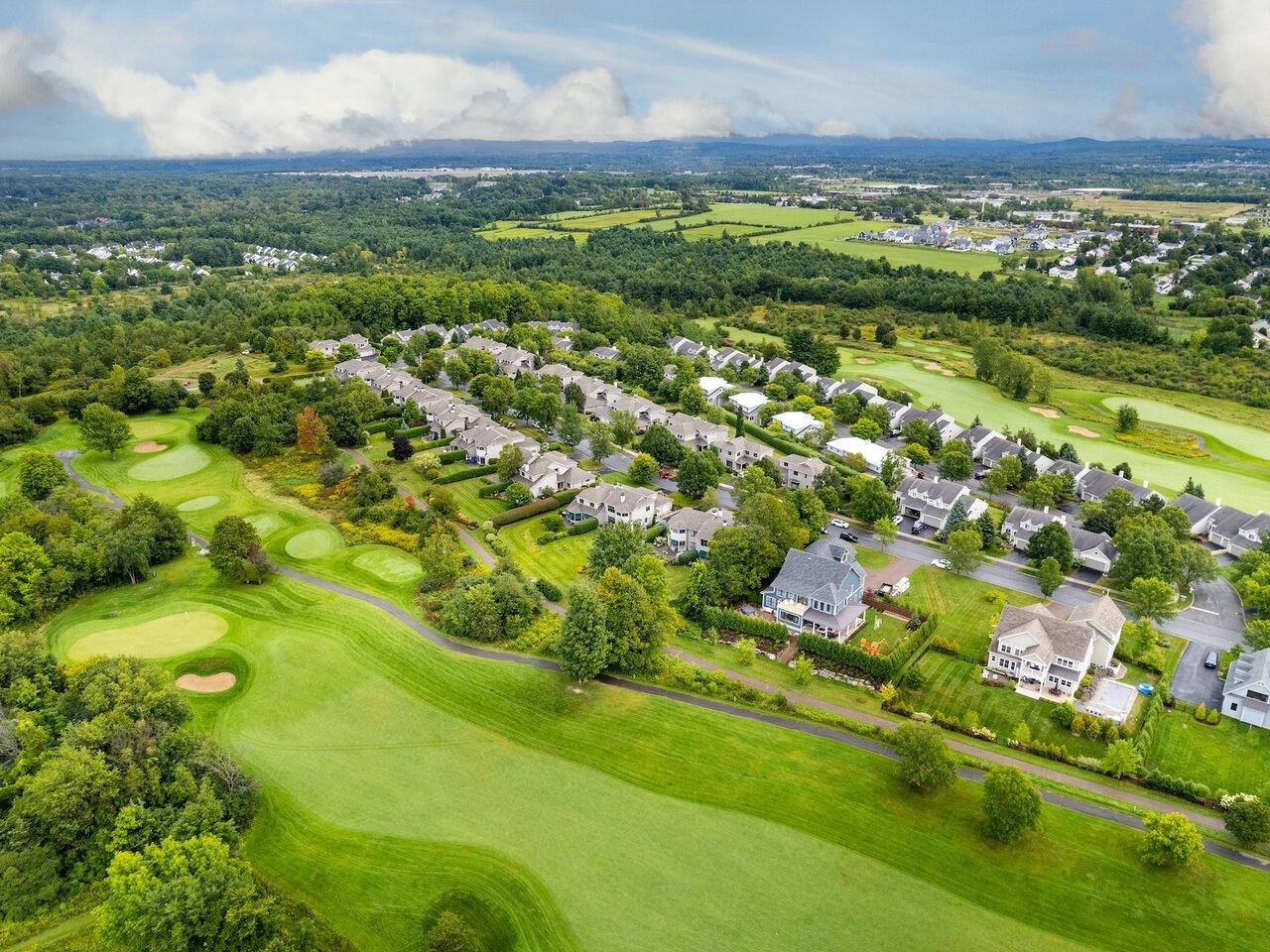 South Burlington, VT 05403,497 Golf Course RD