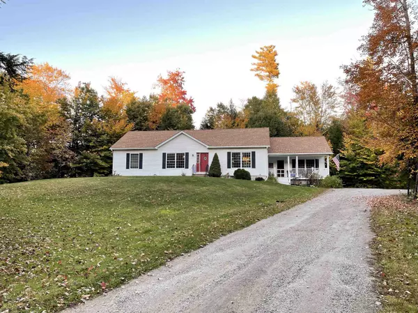 31 Winwood DR, Barnstead, NH 03225