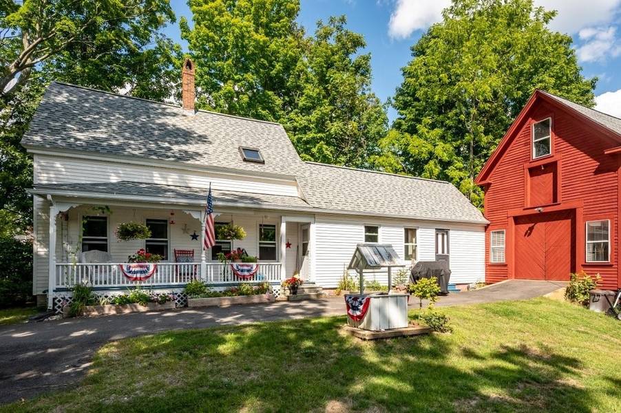 40 Pine Hill RD, Berwick, ME 03901