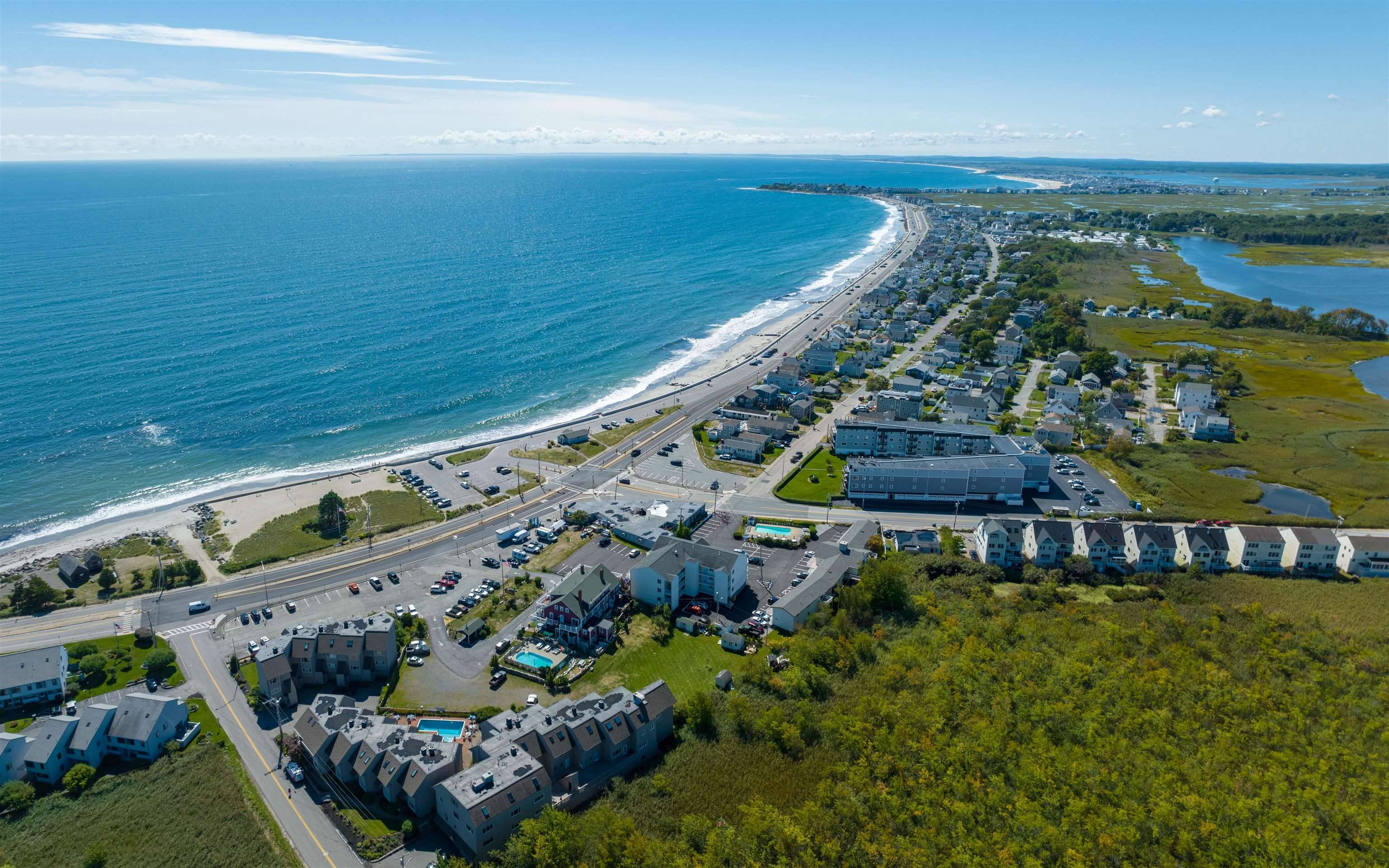Hampton, NH 03842,935 Ocean BLVD