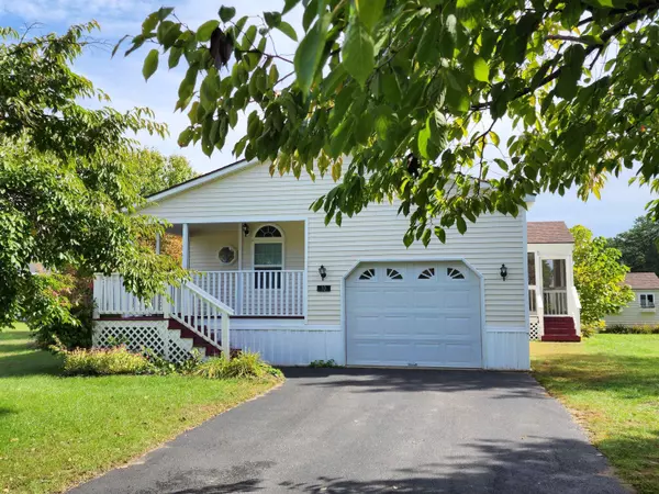 10 Windsor DR, Alfred, ME 04002-3653