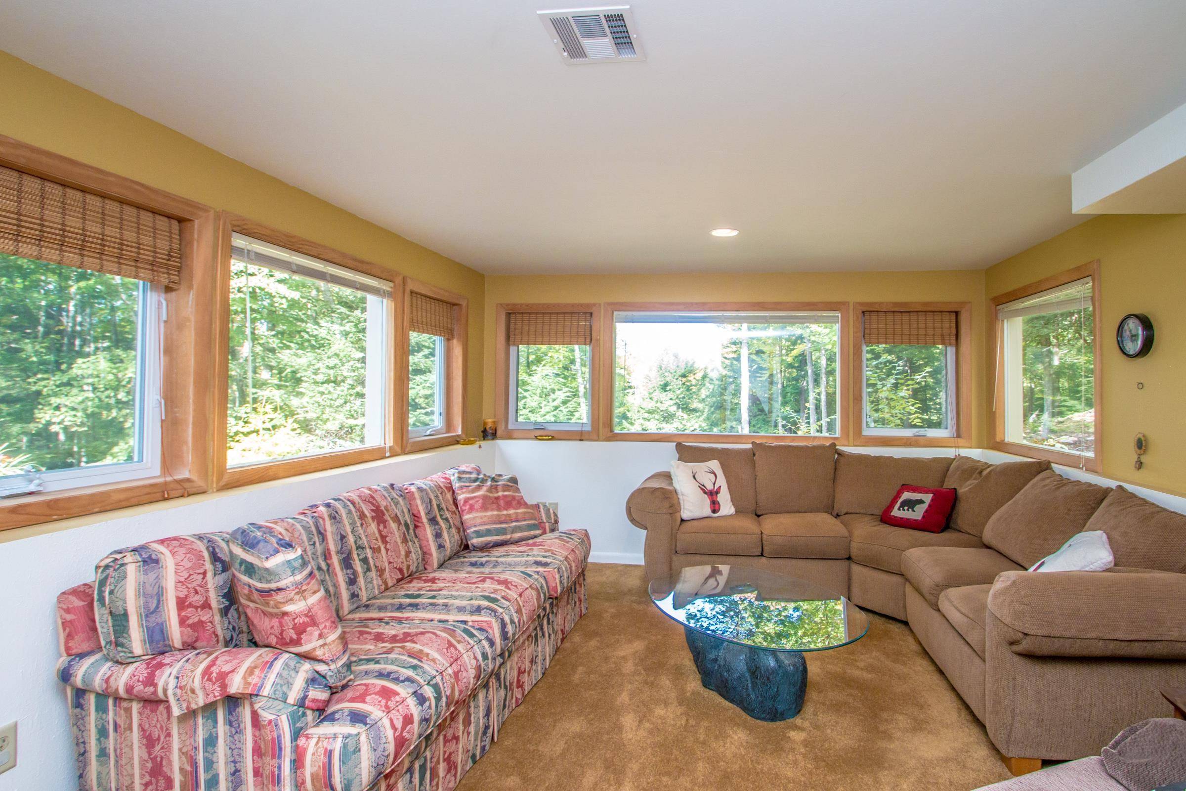 Bartlett, NH 03812,205 Linderhof Strasse