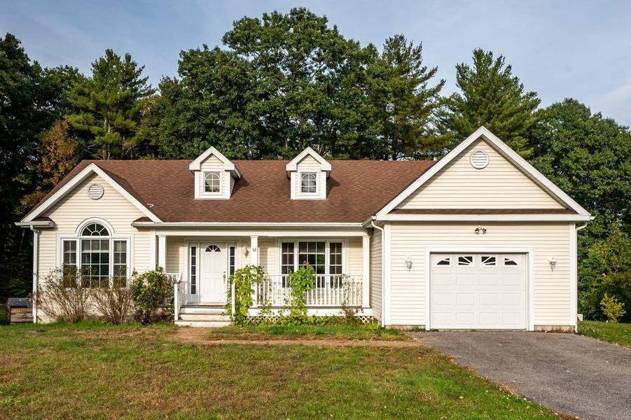 52 Oak ST, South Berwick, ME 03908