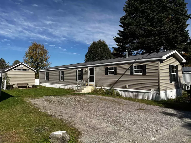 32 Hillview TER, Hinesburg, VT 05461