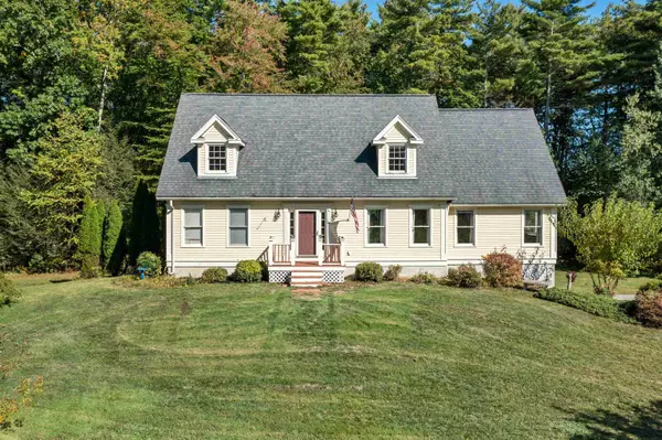 54 Border Winds AVE, Seabrook, NH 03874