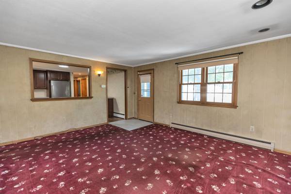 Nashua, NH 03062,130 Westwood DR