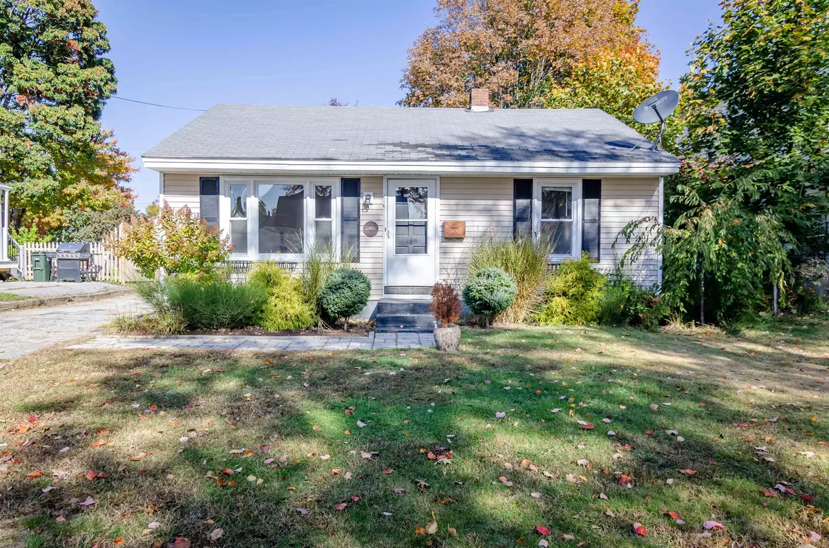 Manchester, NH 03104,240 Peak ST