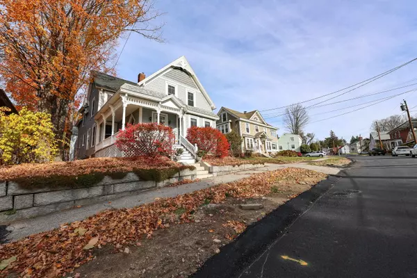 Pembroke, NH 03275,178 Main ST