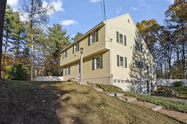 47 Buttrick RD, Hampstead, NH 03841