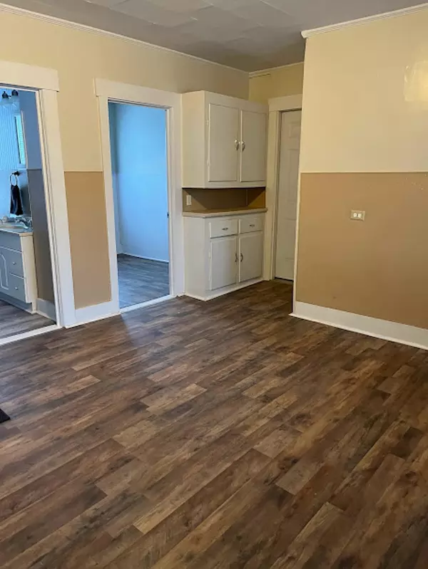 Whitefield, NH 03598,20 Lancaster RD