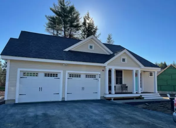 59 Three Ponds DR, Brentwood, NH 03833