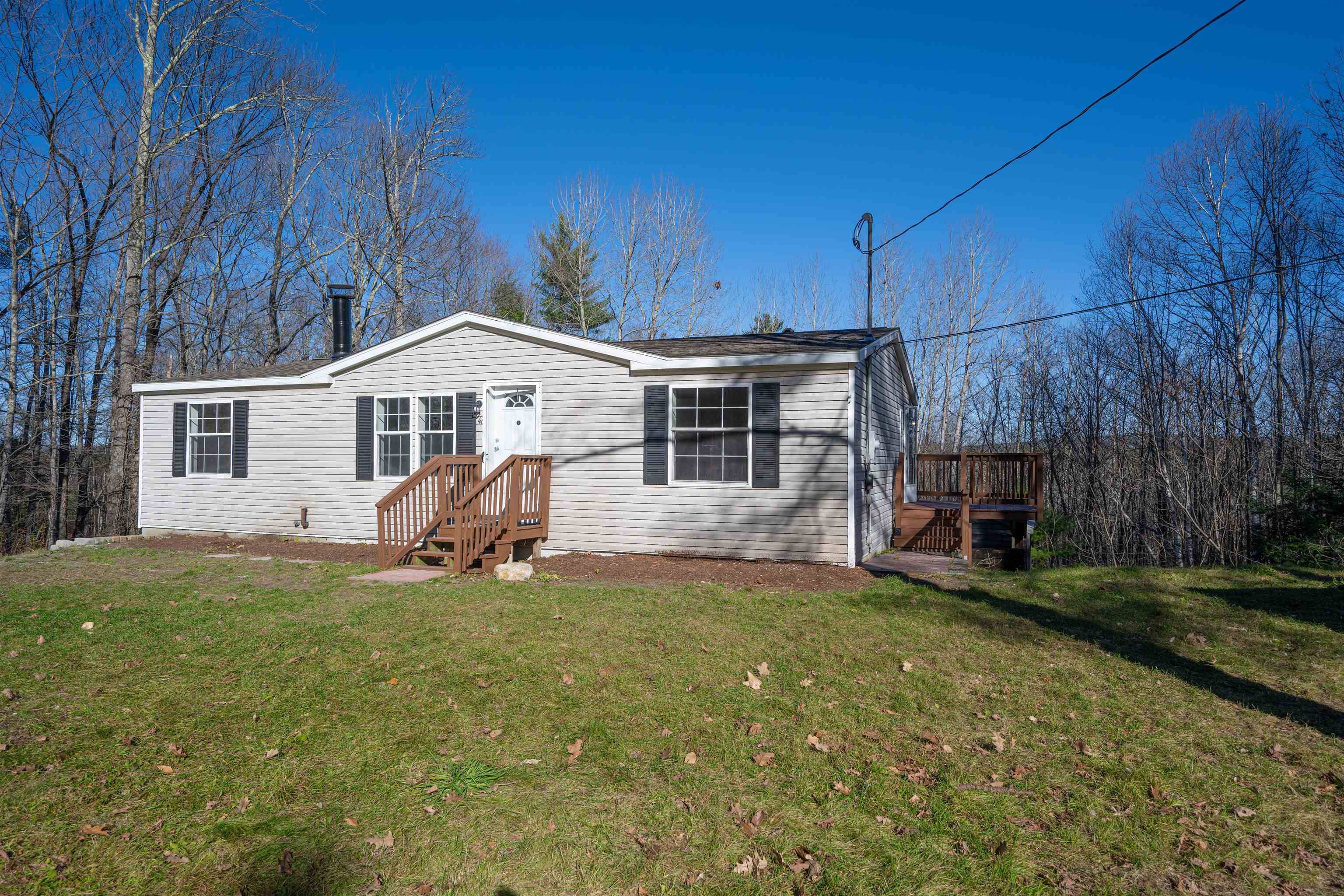 46 Governors RD, Wakefield, NH 03872