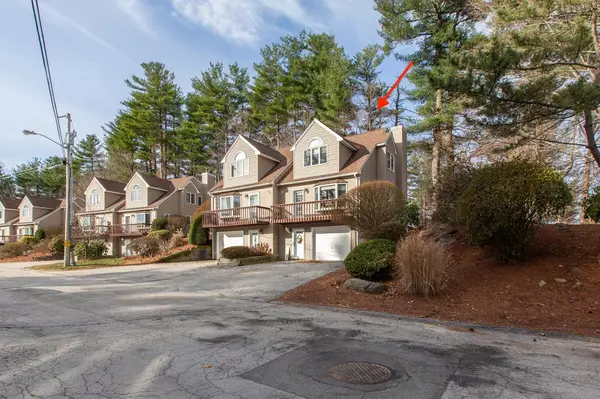 Derry, NH 03038,1 Newells Meadow LN