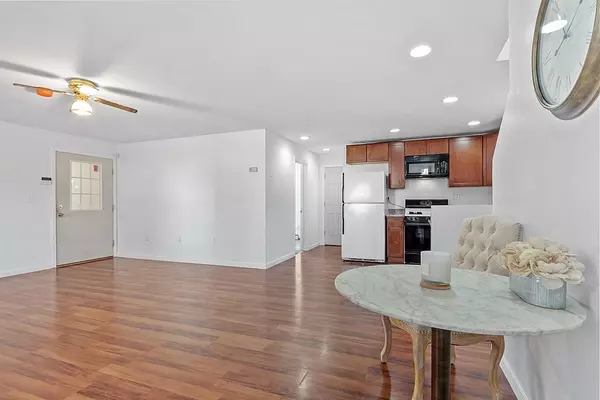 Pembroke, NH 03274,5 Howard ST