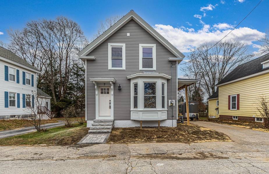 7 School ST, Exeter, NH 03833