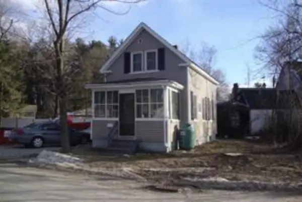 31 Mechanic ST, Farmington, NH 03835