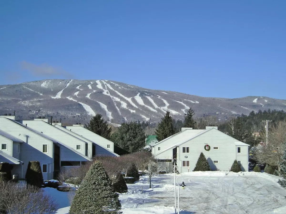 Ludlow, VT 05149,32 Route 103