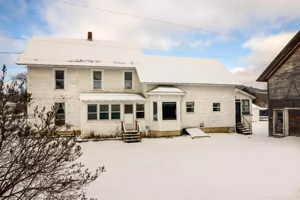 183 Clarendon AVE, West Rutland, VT 05777