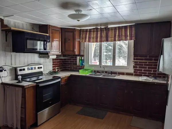 Lancaster, NH 03584,339 North RD