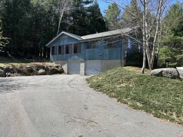 28 Northfield DR, Springfield, VT 05150