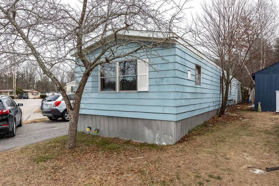 40 Hampton RD #B7, Exeter, NH 03833