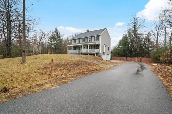 Weare, NH 03281,42 Eastman WAY