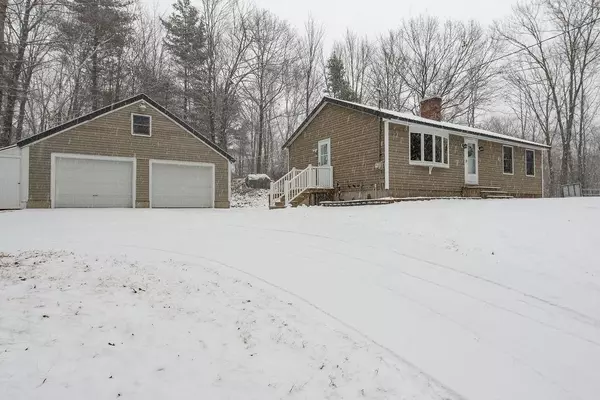 1339 Gore RD, Alfred, ME 04002