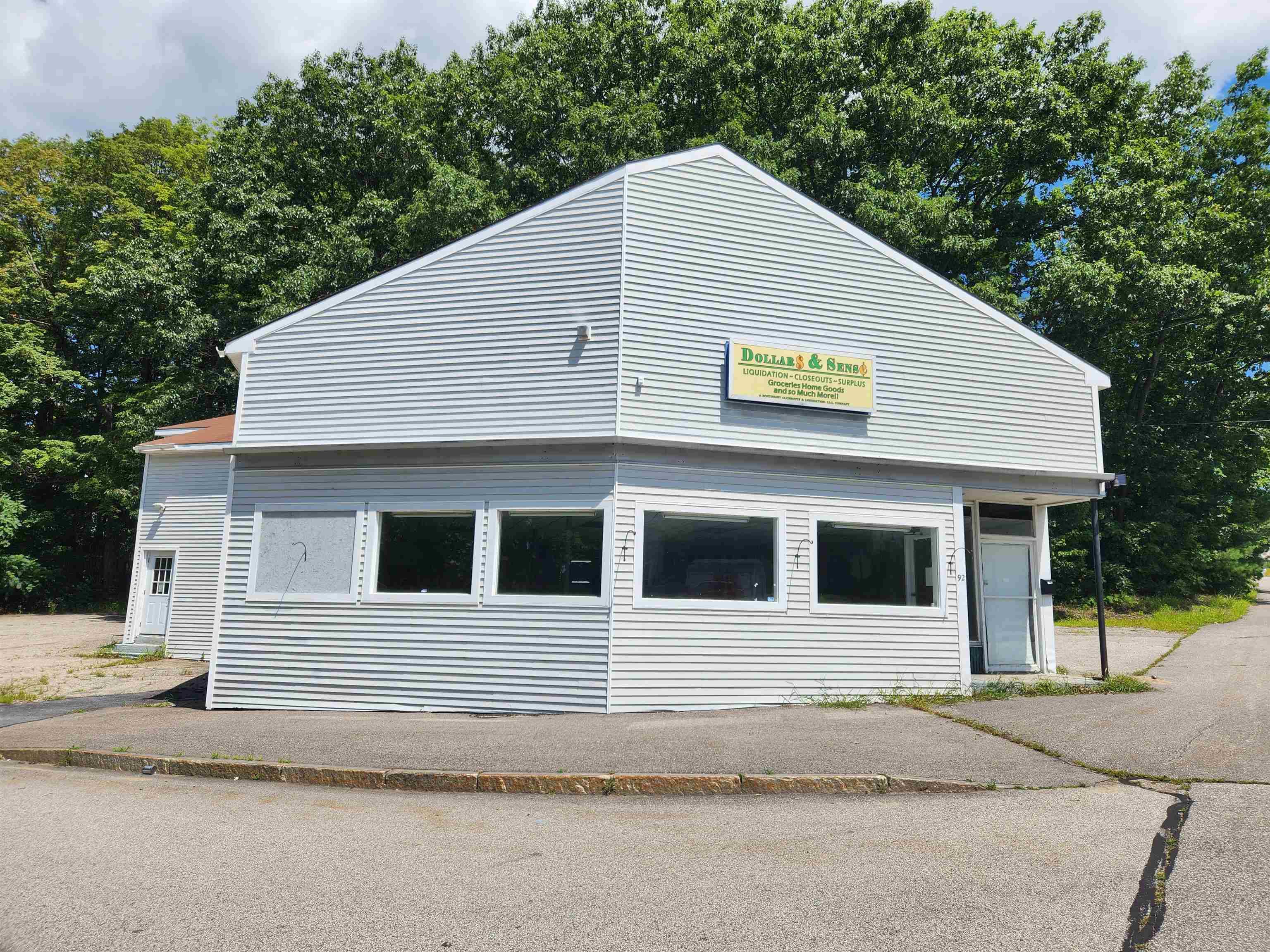 92 Pine ST, Laconia, NH 03246