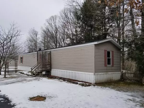 Charlestown, NH 03603,137 Morways PARK