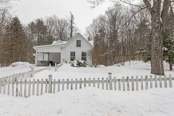 39 Pleasant ST, Plymouth, NH 03264