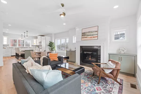 Portsmouth, NH 03801,50 Cate ST #6
