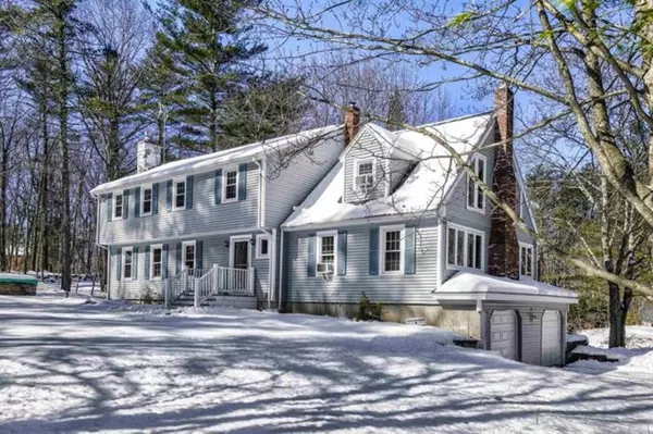 35 Marilyn Park DR, Hampstead, NH 03841