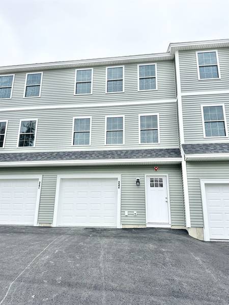 24B Sera DR, Nottingham, NH 03290