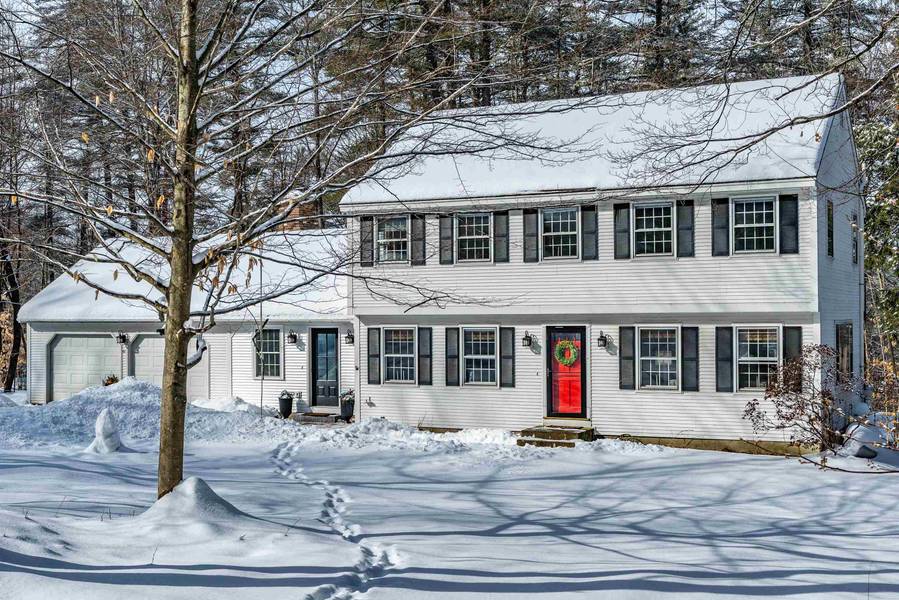 11 Haskins RD, Hanover, NH 03755