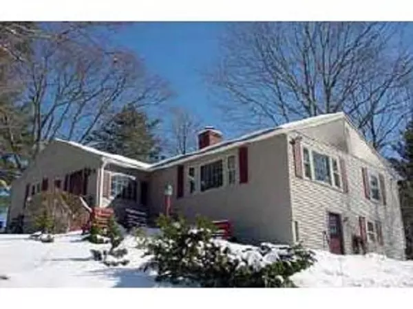 6 Hooper Hill RD, New Boston, NH 03070