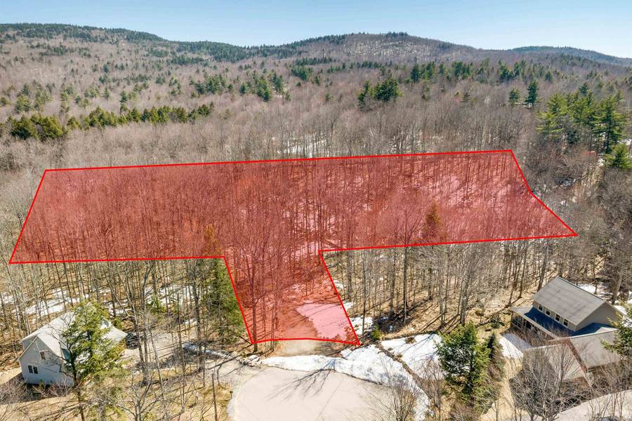 33 Escarol LN, Gilford, NH 03249