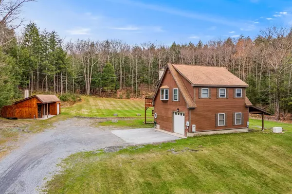 394 Meany RD, Charlestown, NH 03603