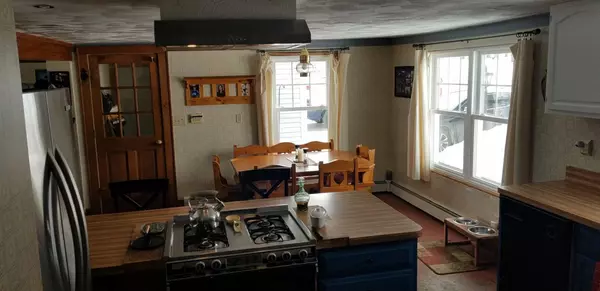 Gilmanton, NH 03237,1231 Province RD