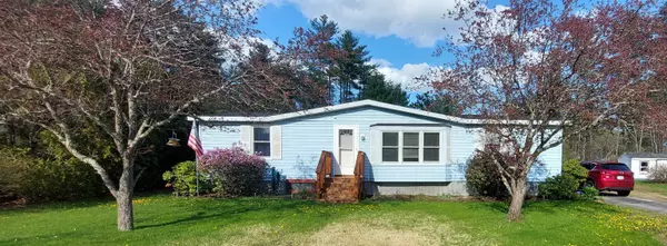 11 Village DR, Raymond, NH 03077