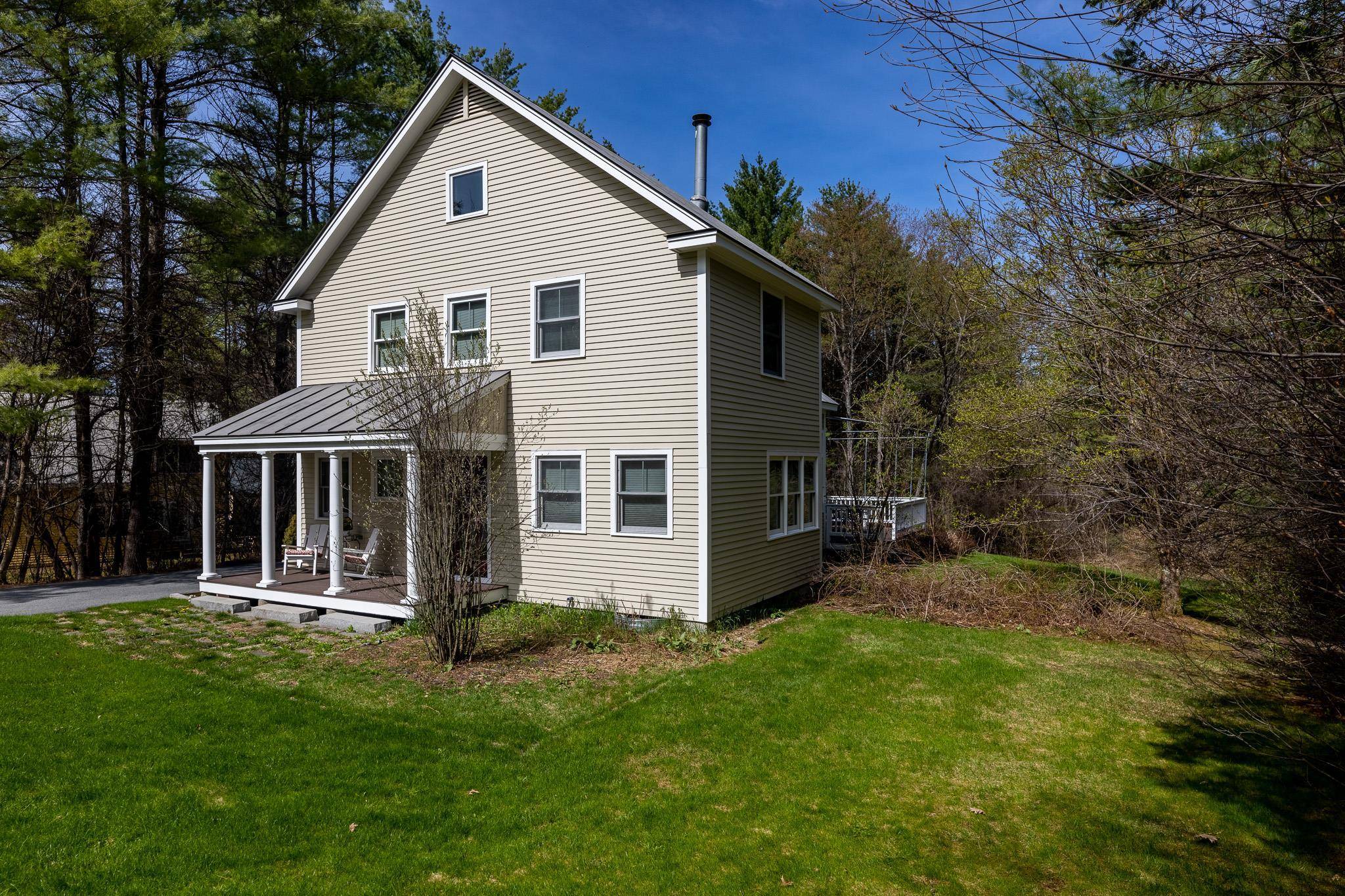 Hanover, NH 03755,11 MacDonald DR